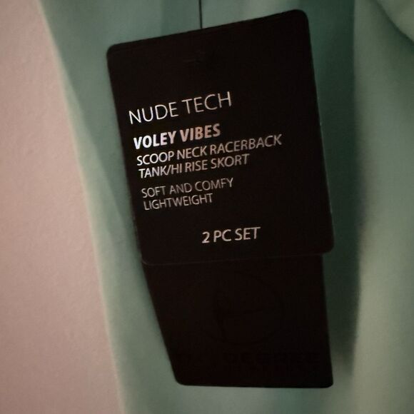 90 Degree by Reflex 2 pc Nude Tech Volley Vibes Tank Top And Skort NWT Sea Glass - Picture 11 of 11